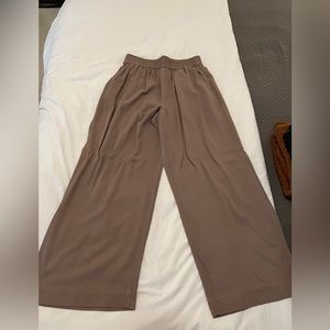 Madewell pull-on wide-leg pants, size M